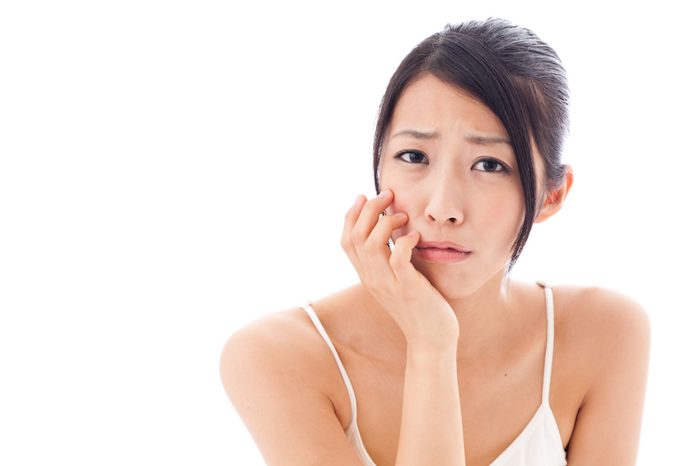 顔シミを消す方法と化粧品は 皮膚科医にsos 今日からできる対策